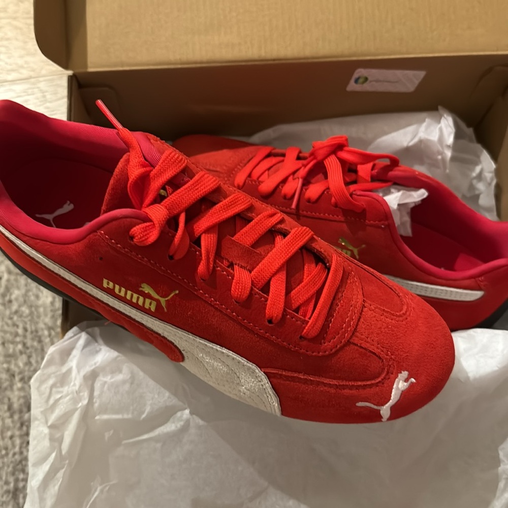NEW PUMA Red Speedcat Sneakers 6.5